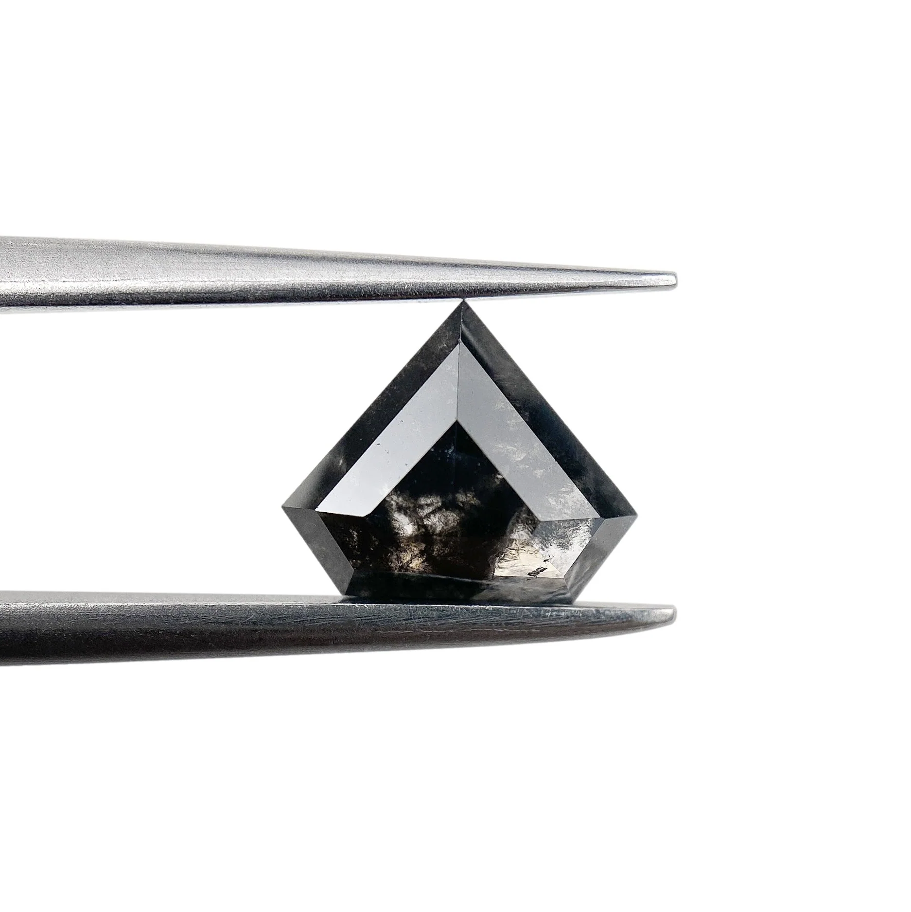 1.06ct | Salt & Pepper Shield Shape Step Cut Diamond - Image 2