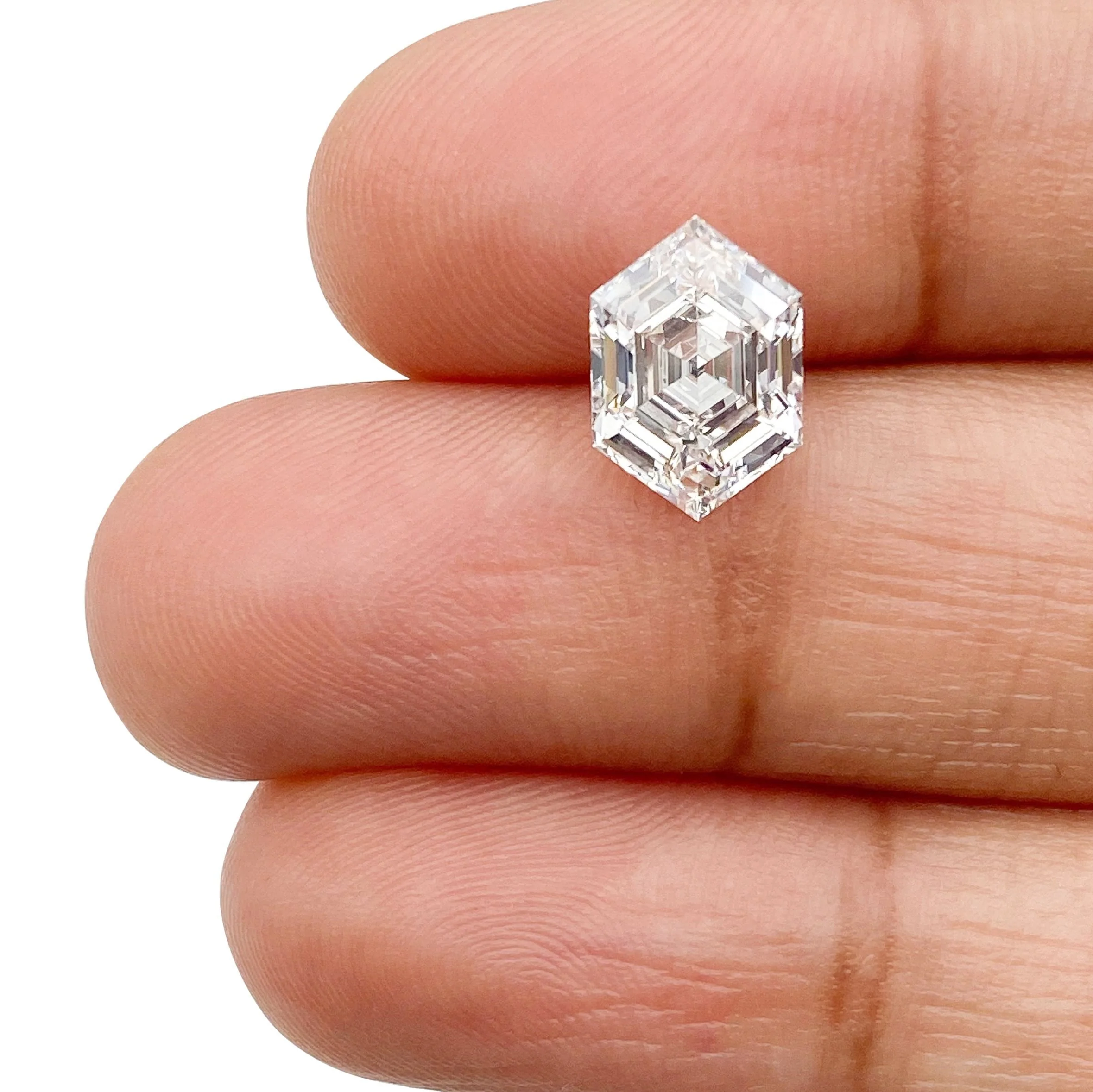 1.91ct | D/VS2 Hexagon Shape Step Cut Lab Diamond (IGI) - Image 3
