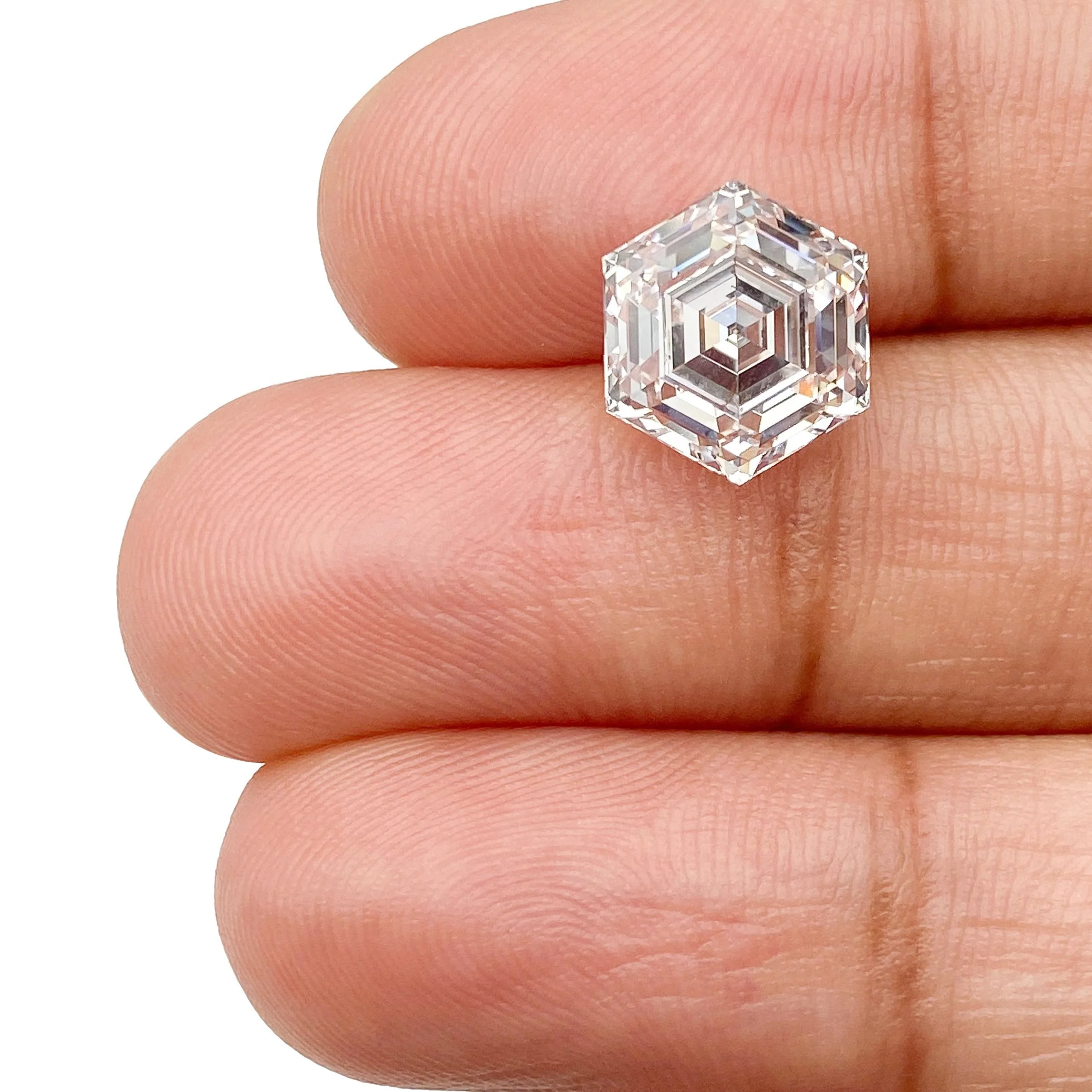 2.91ct | E/VVS2 Hexagon Shape Step Cut Lab Diamond (IGI) - Image 3