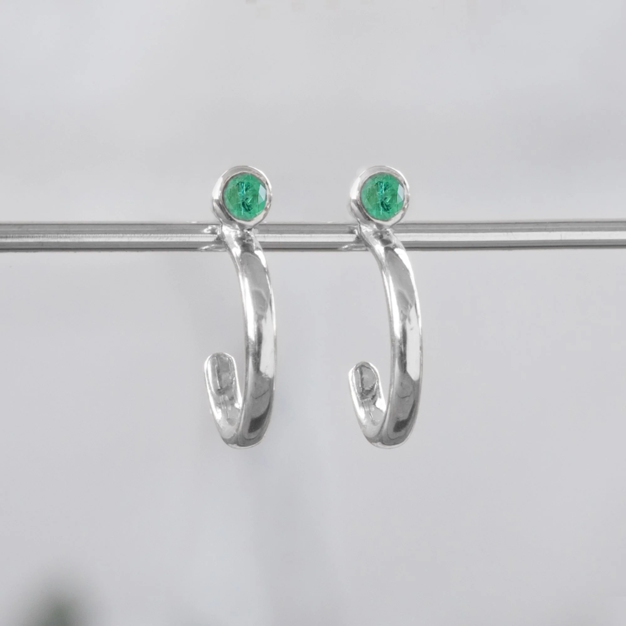 Emerald Birthstone Hoop Earrings | Yellow, Rose or White Gold - Image 5