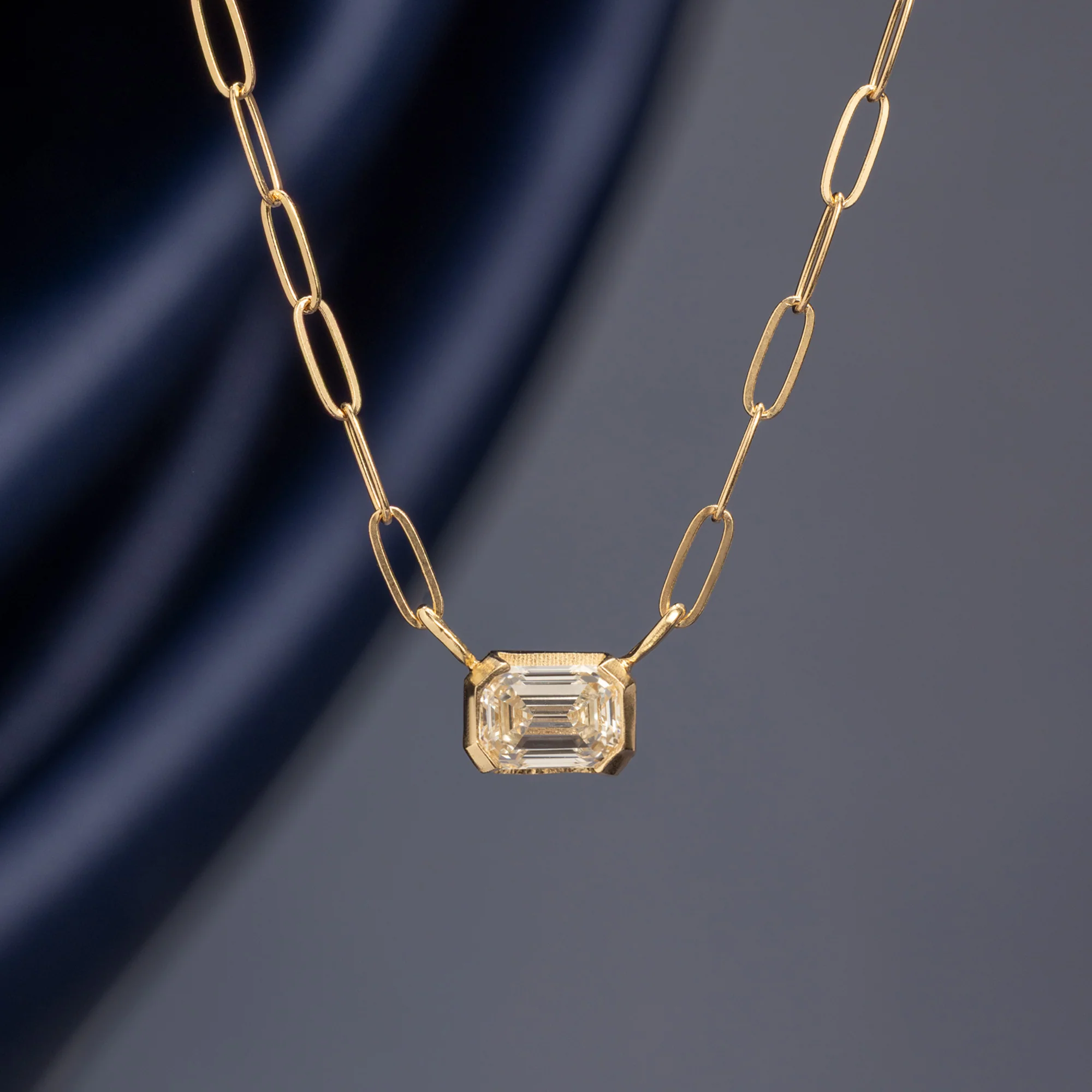 Deco Diamond Solitaire Necklace | Yellow Gold