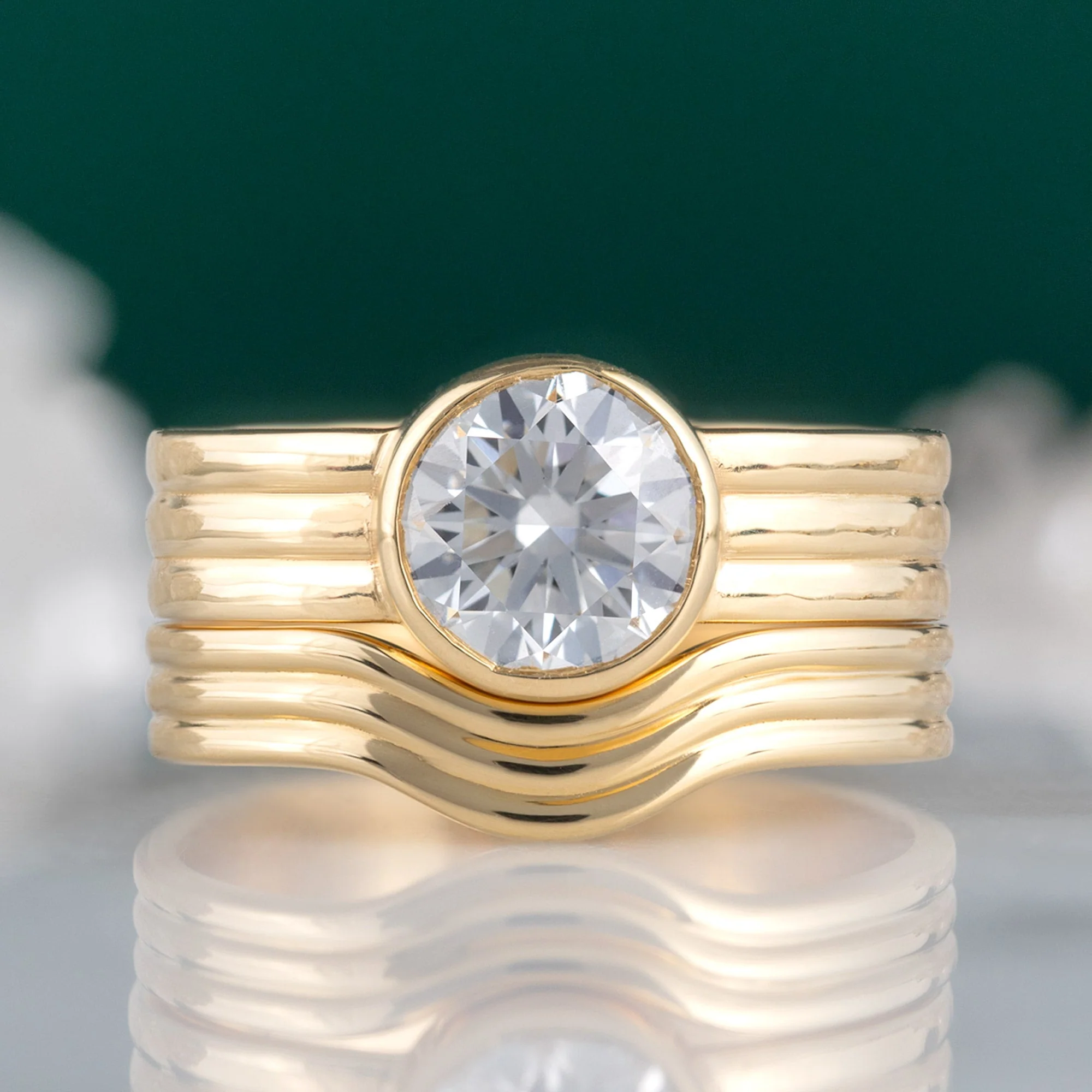 The Stratum Arc Stacking Band | Yellow Gold - Image 3