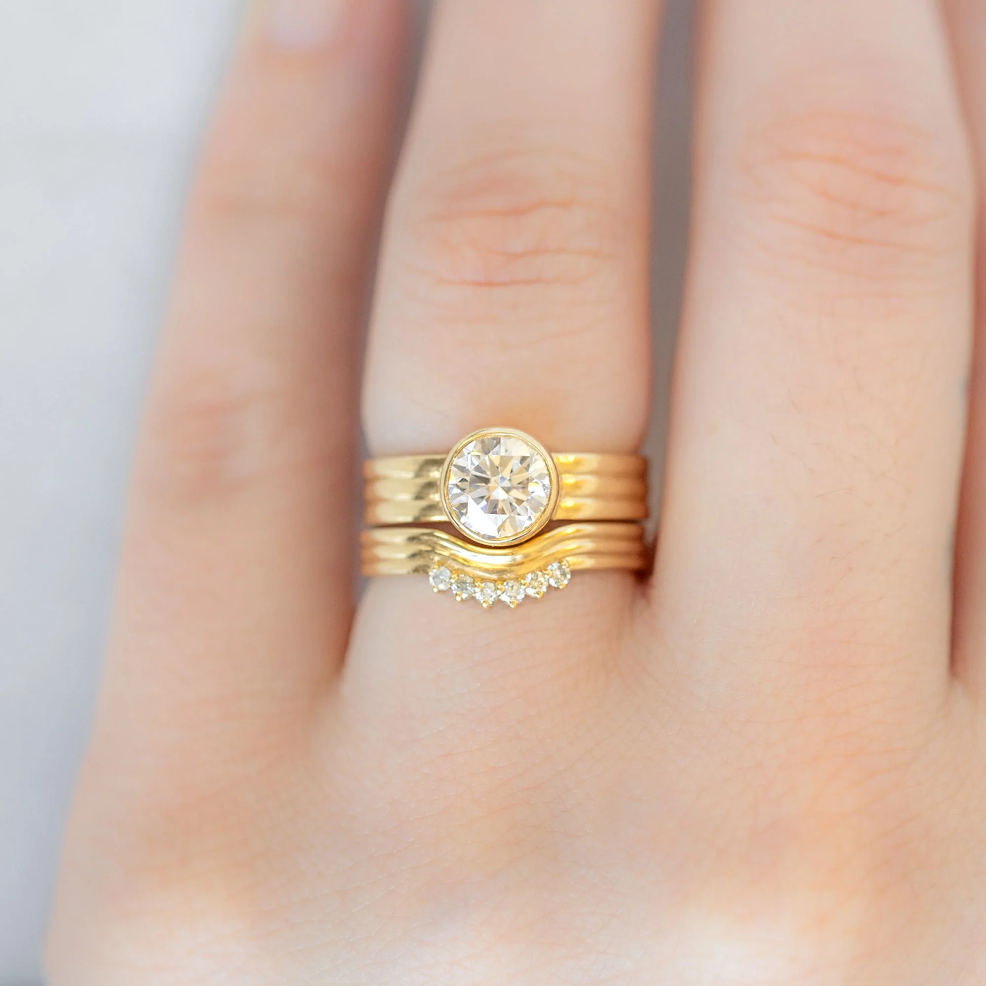 The Stratum Arc Stacking Band with Lab Grown Diamonds | Yellow Gold - Image 2