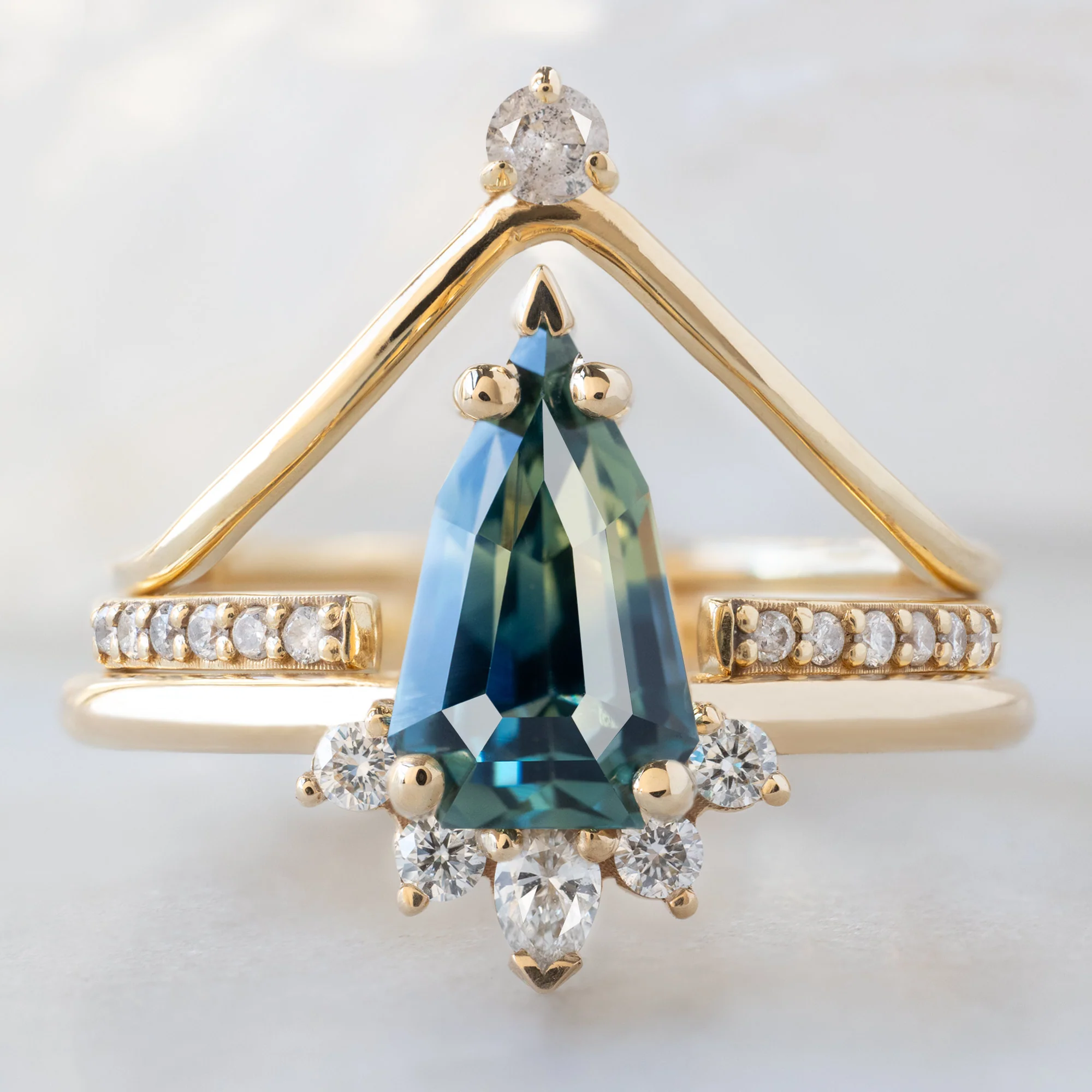 The Aster Ring | 1.56ct Geometric Montana Parti Sapphire in 14K Yellow Gold - Image 2