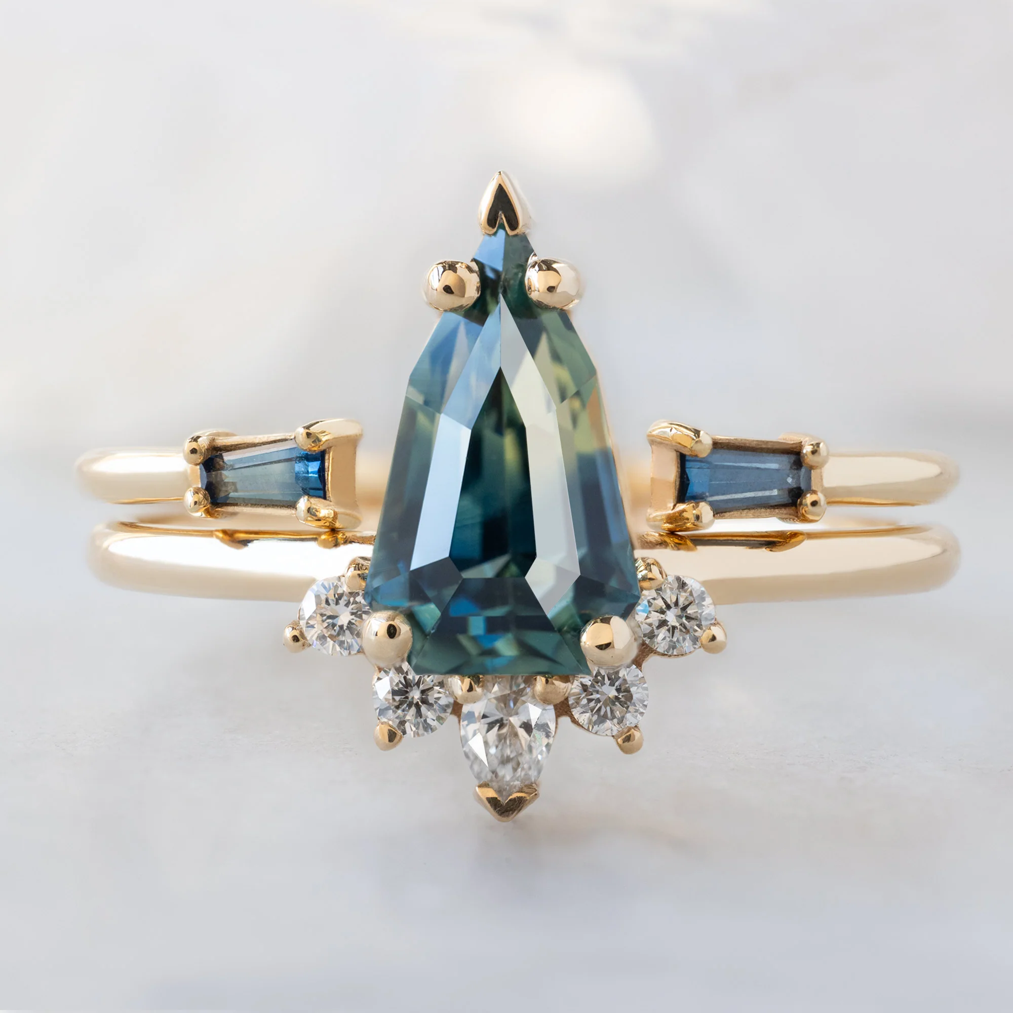 The Aster Ring | 1.56ct Geometric Montana Parti Sapphire in 14K Yellow Gold - Image 3