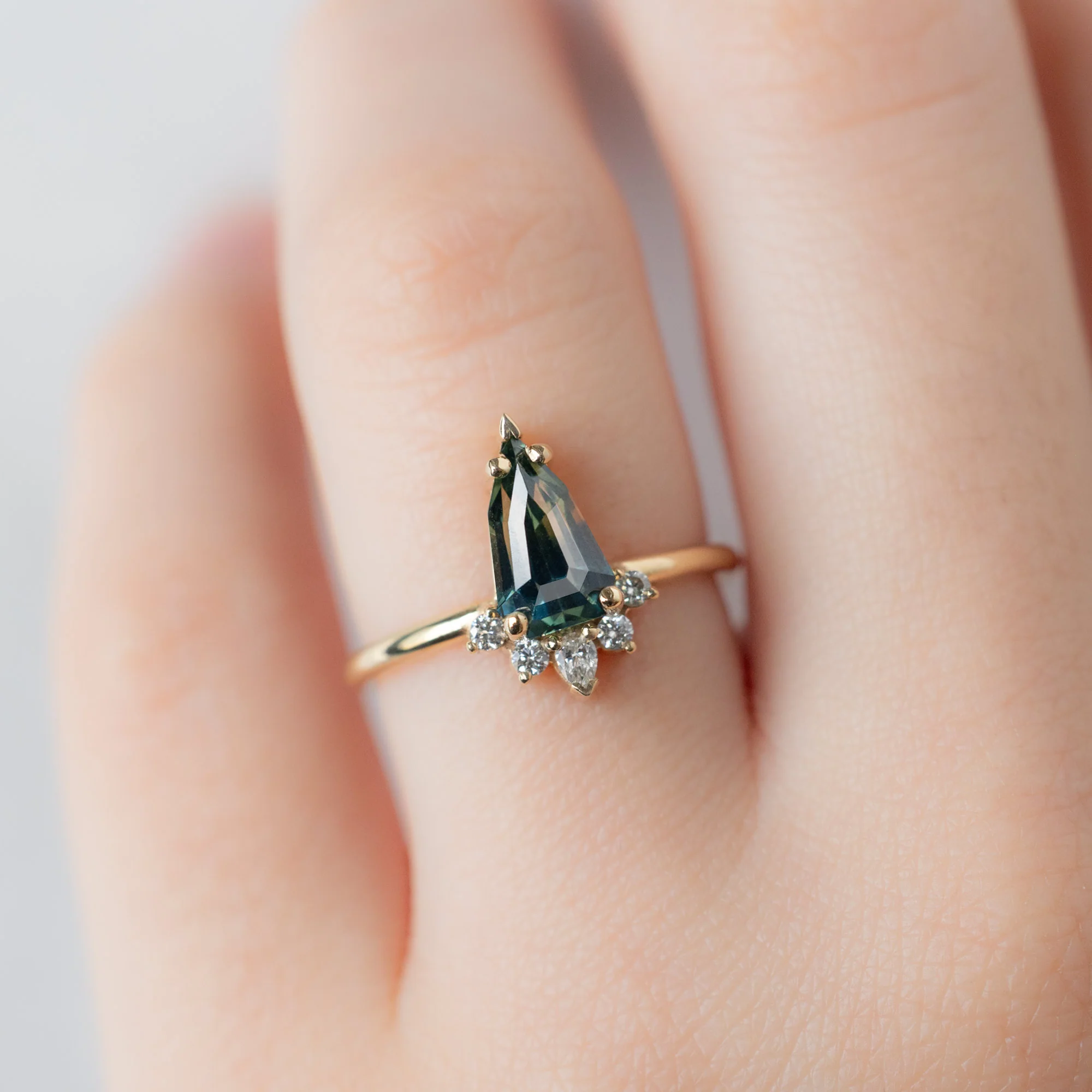 The Aster Ring | 1.56ct Geometric Montana Parti Sapphire in 14K Yellow Gold - Image 4