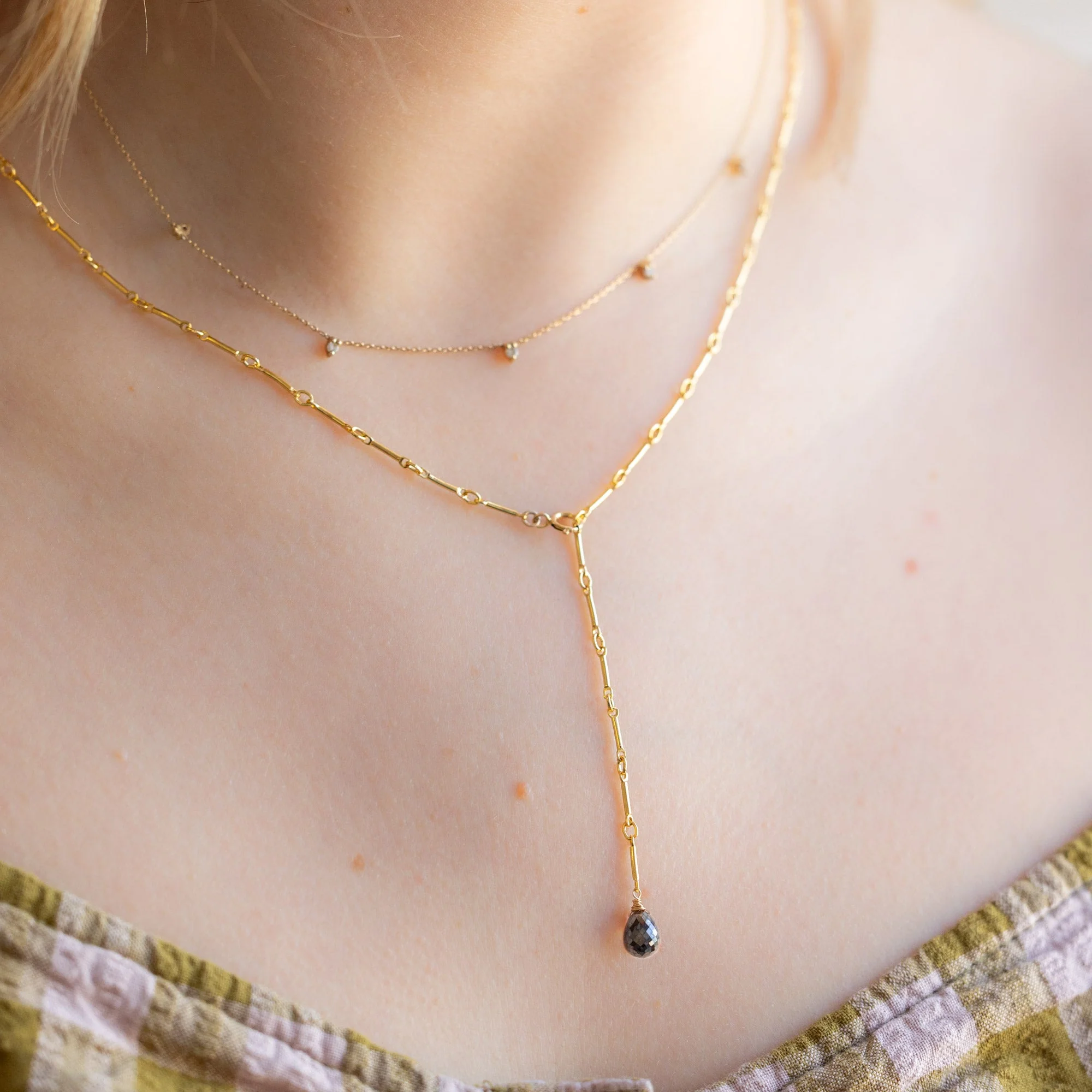The Bar Chain Briolette Black Diamond Lariat Necklace | Yellow or Rose Gold - Image 3