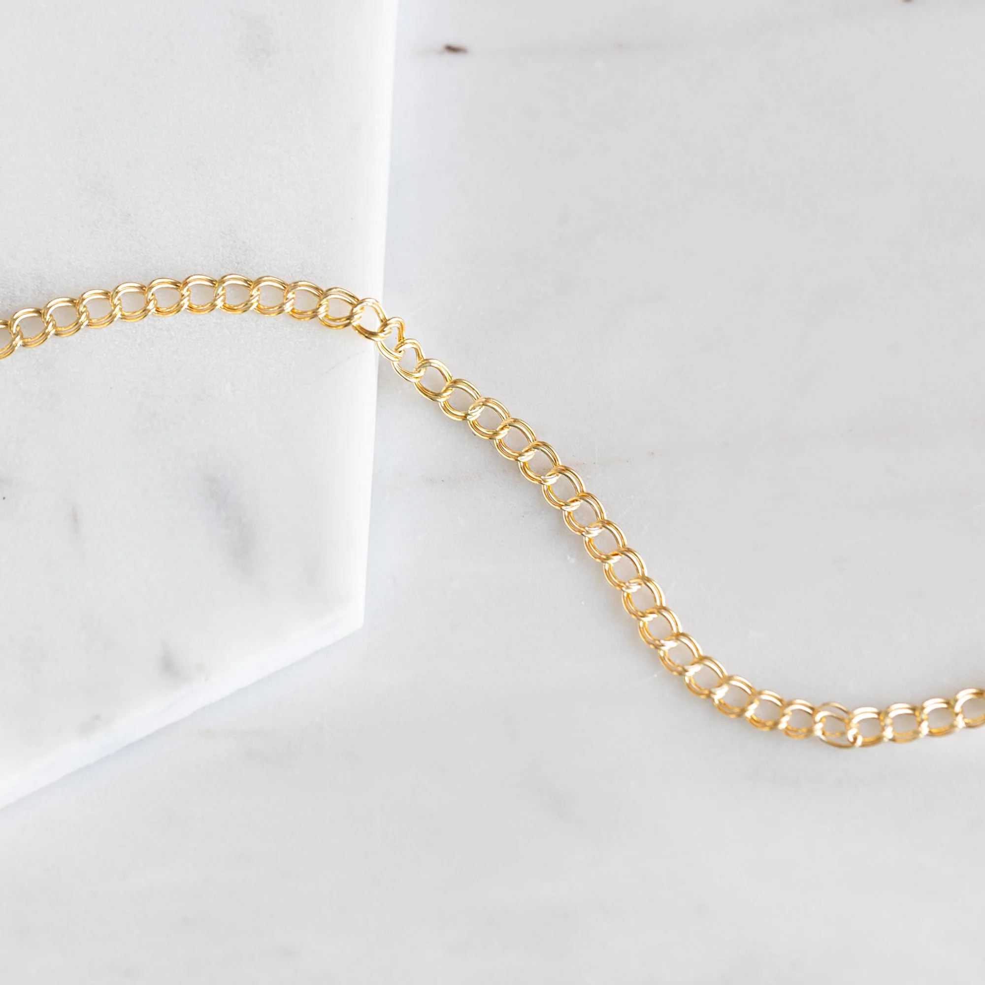 The Bold Curb Chain Anklet | Yellow Gold
