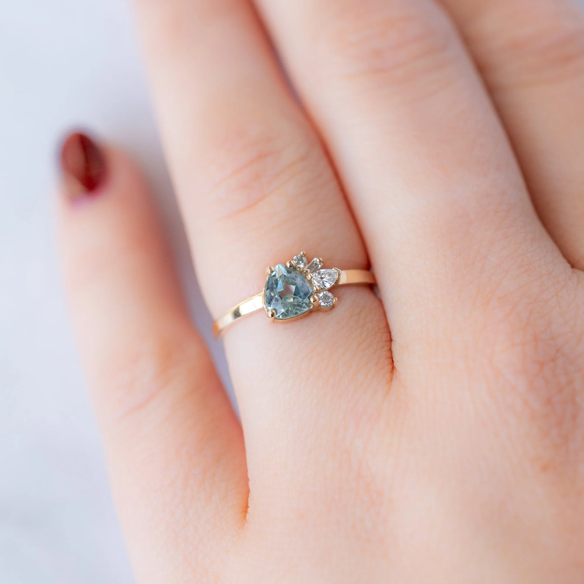 The Cluster Ring | 0.84ct Pear Cut Montana Sapphire in 14K Yellow Gold - Image 2