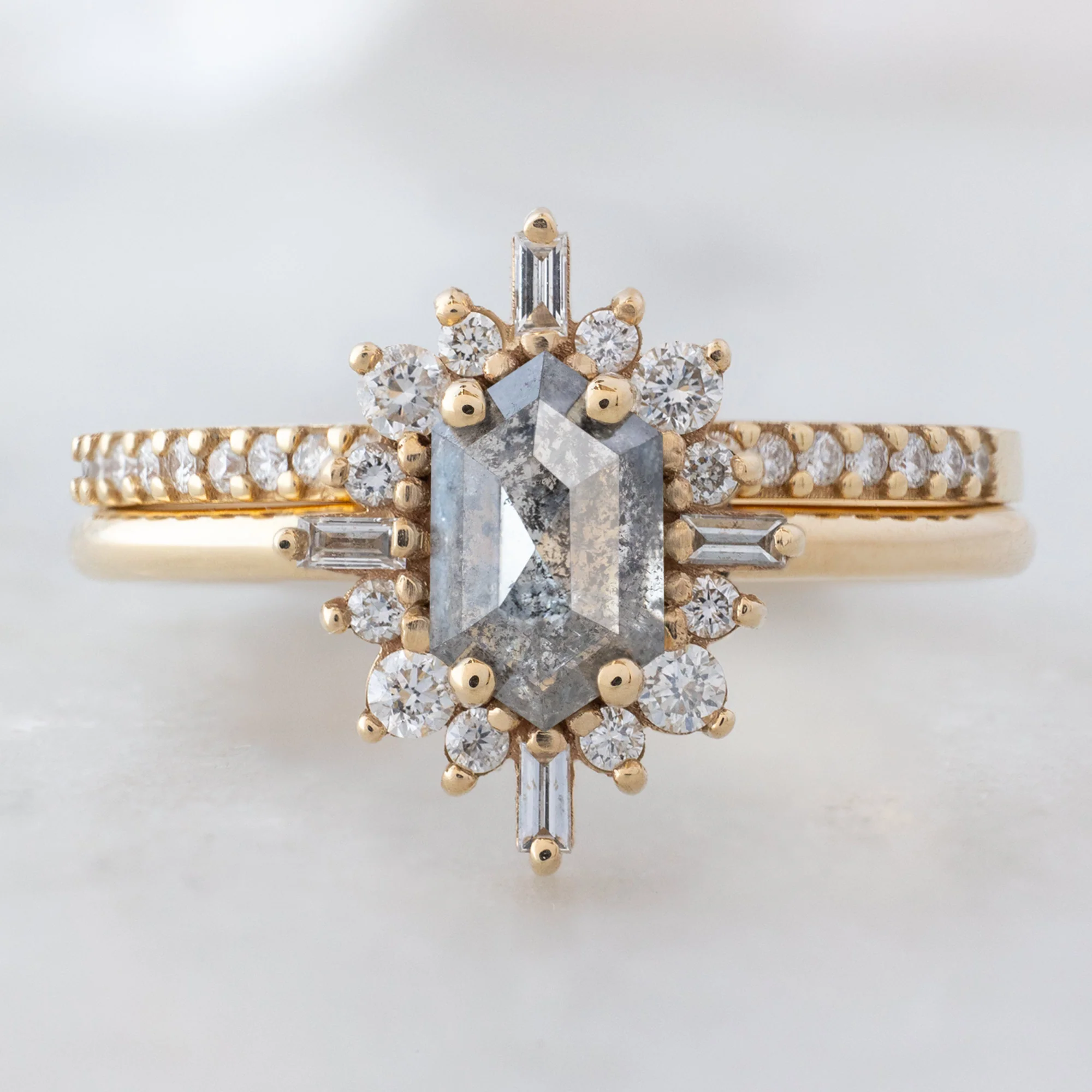 The Compass Ring | 0.81ct Hexagonal Salt and Pepper Diamond 14K Yellow Gold - Image 3