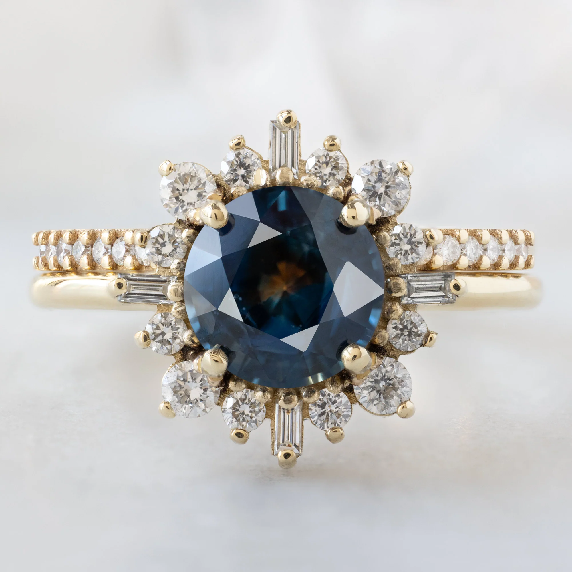 The Compass Ring | 1.61ct Round Bicolor Montana Sapphire in 14K Yellow Gold - Image 3