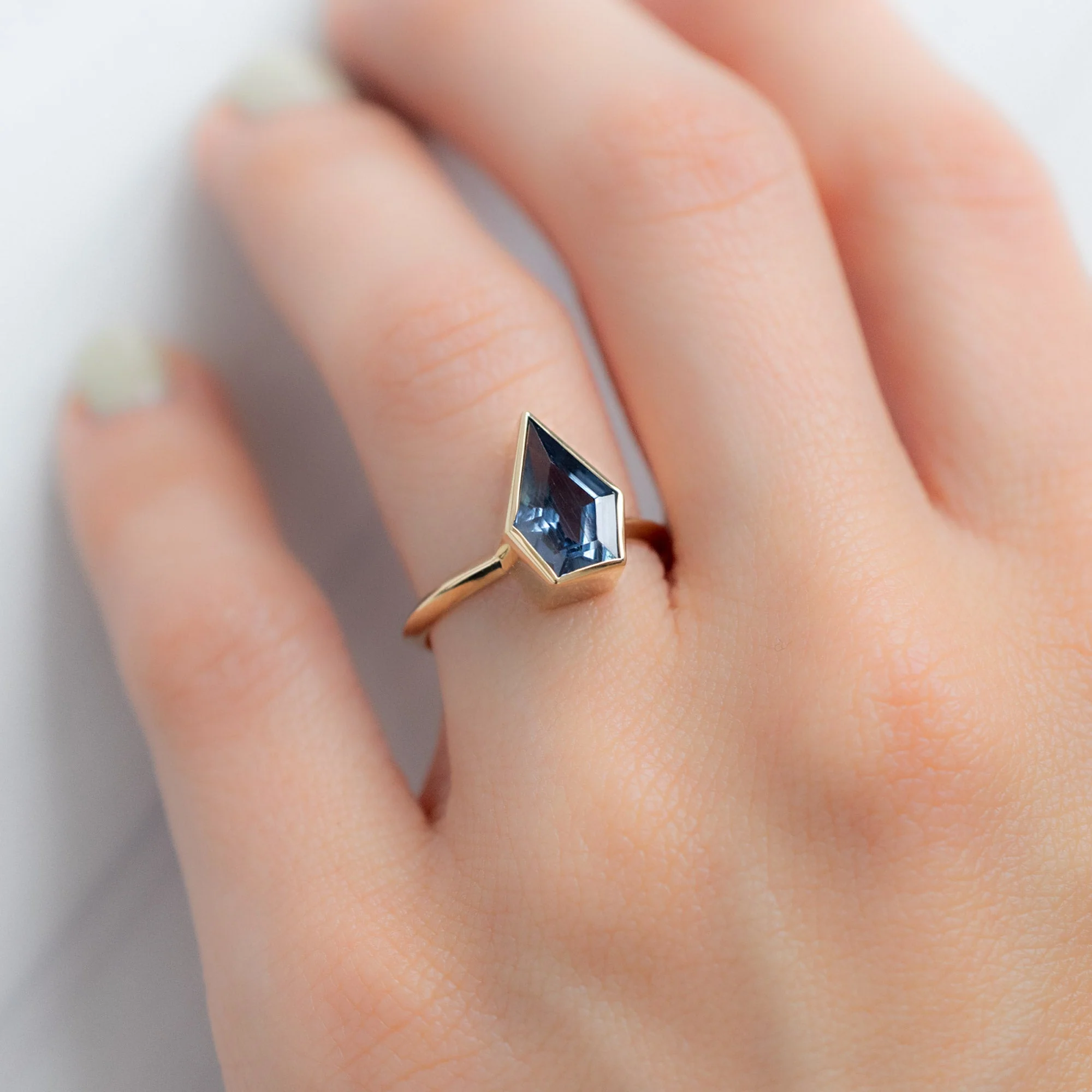 The Hazel Ring | 3.08ct Shield Blue Sapphire in 14K Yellow Gold - Image 2