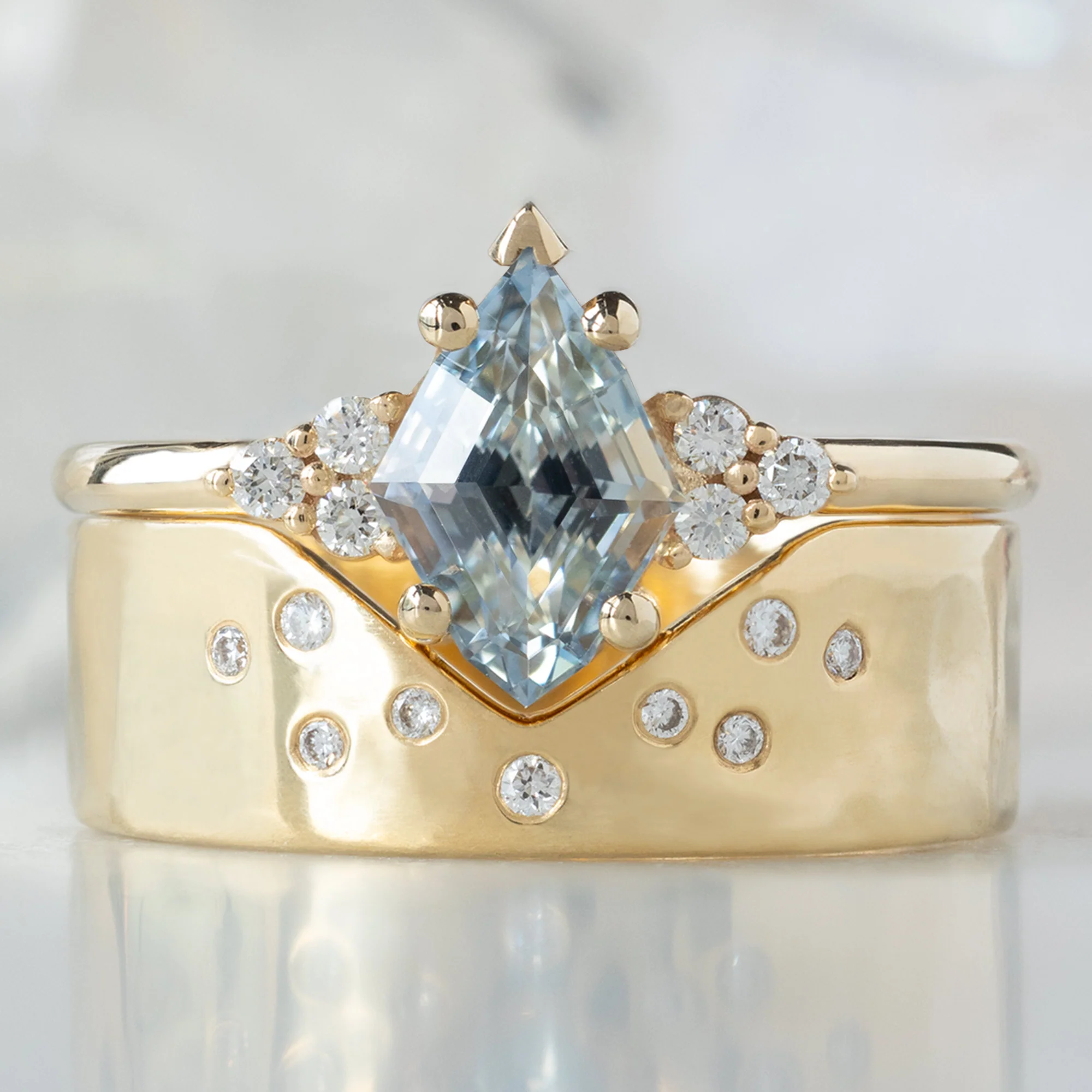 The Ivy Ring | 1.37ct Kite Blue Sapphire in 14K Yellow Gold - Image 4