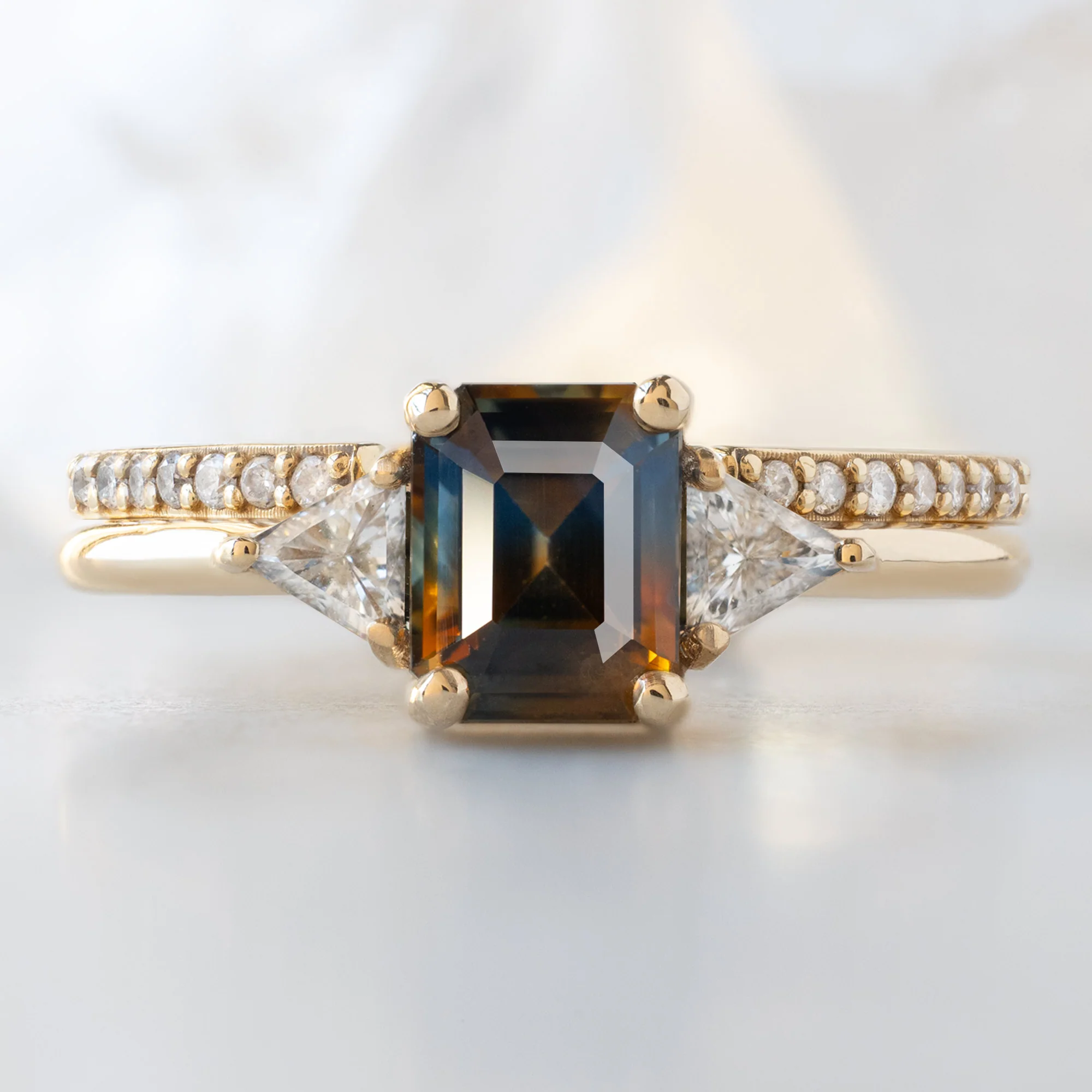 The Jade Ring | 1.19ct Emerald Cut Parti Sapphire in 14K Yellow Gold - Image 3