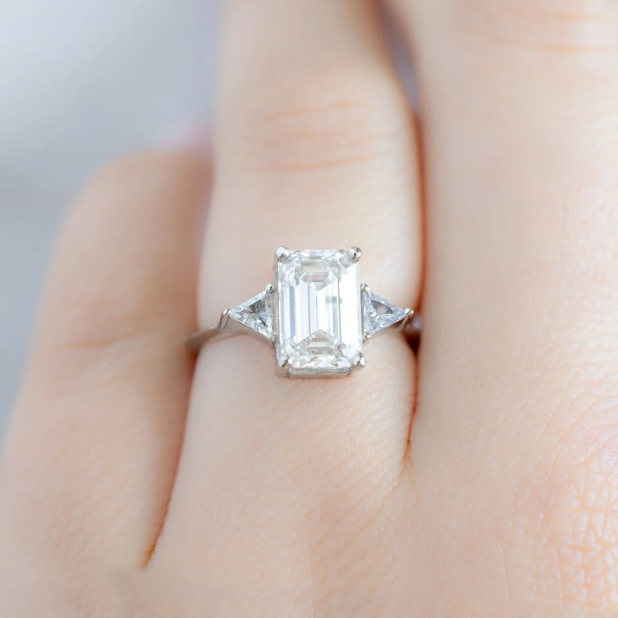 The Jade Ring | 2.58ct Emerald Cut Lab Grown White Diamond in 14K White Gold - Image 4