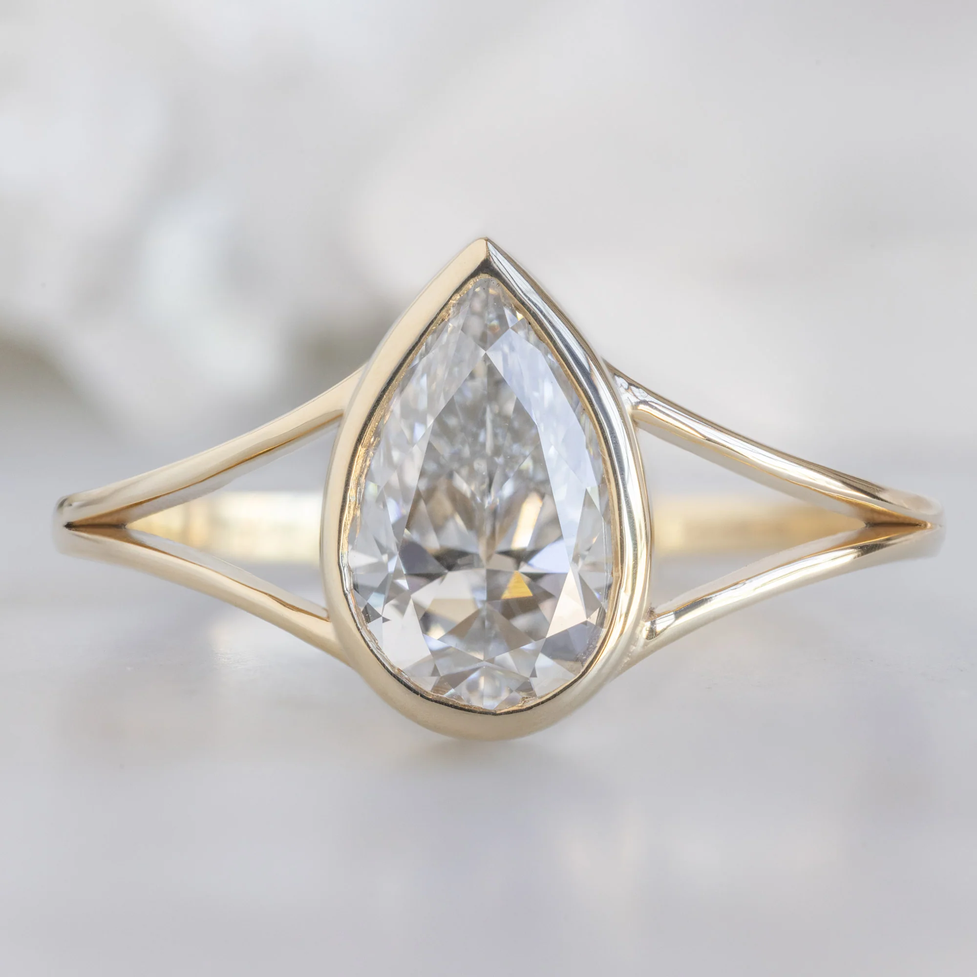 The Magnolia Ring | 1.25ct Pear Lab Grown White Diamond in 14K Yellow Gold