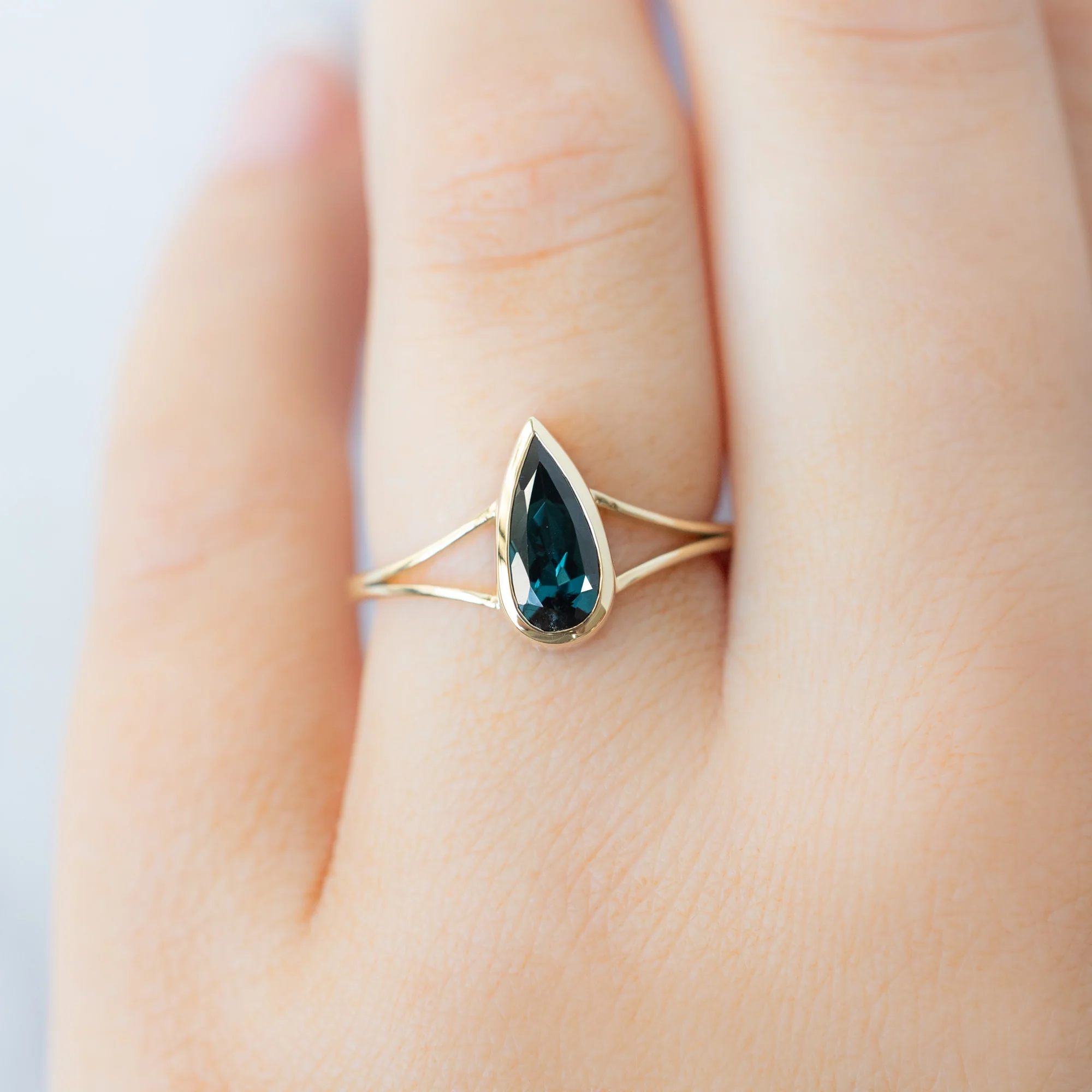 The Magnolia Ring | 1.48ct Pear Blue Sapphire in 14K Yellow Gold - Image 4