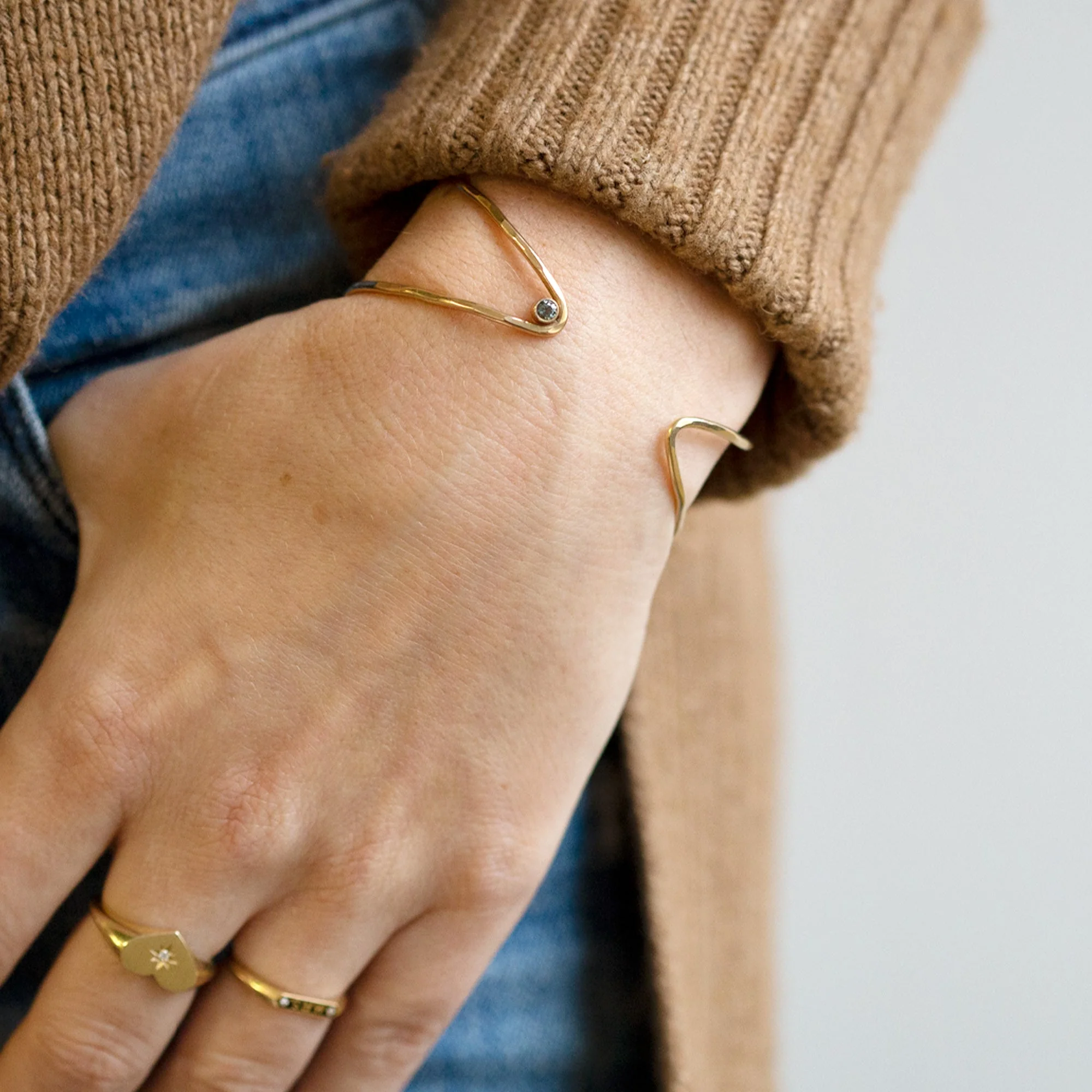 The Sapphire Arrow Cuff Bracelet | Yellow, Rose or Sterling Silver - Image 2