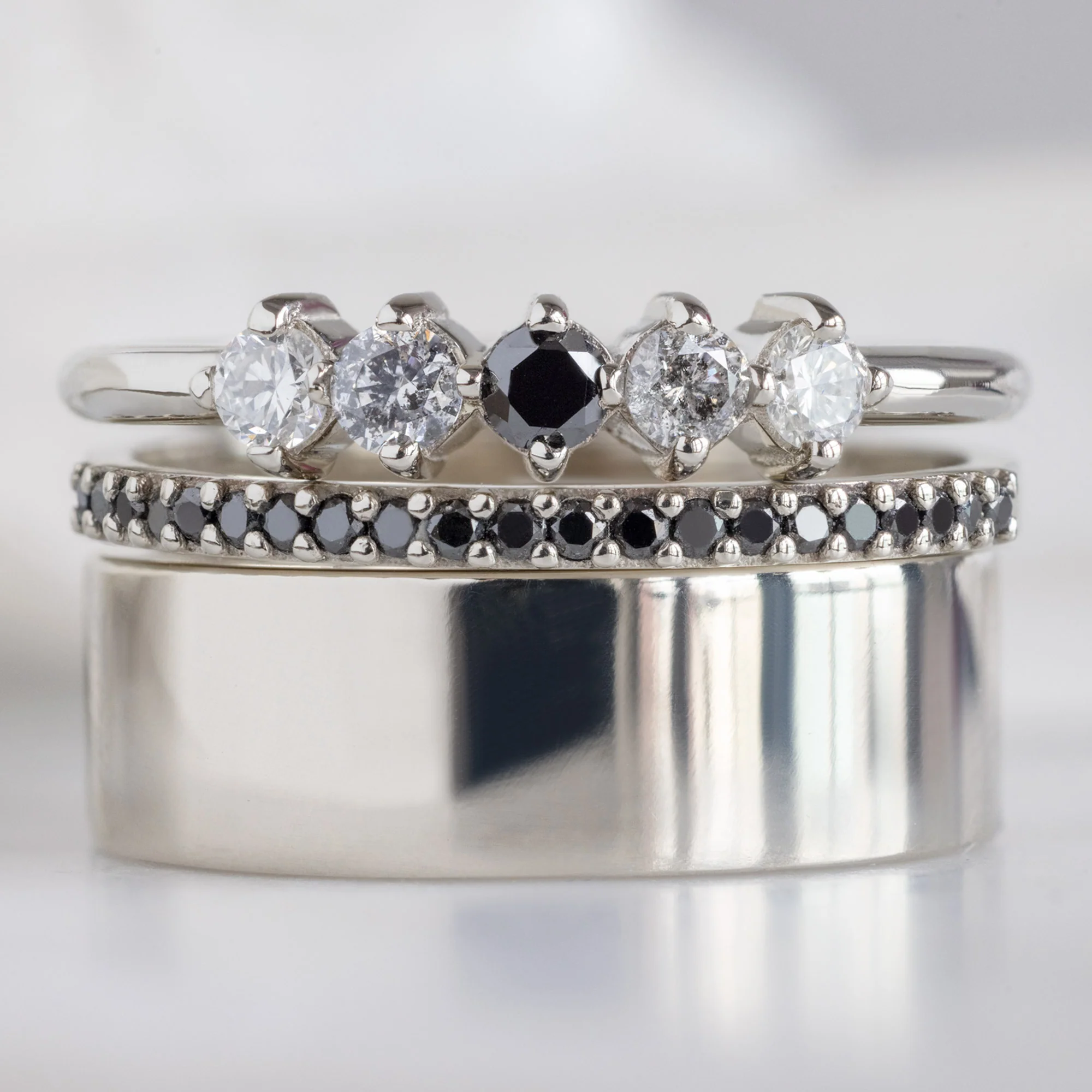 The Sequent Ombré Diamond Wedding Band | Yellow, Rose or White Gold - Image 3