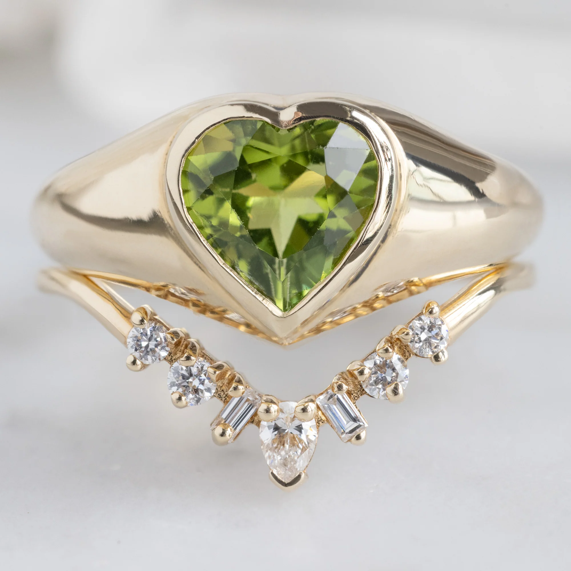 The Signet Ring | 1.39ct Heart Peridot in 14K Yellow Gold - Image 4