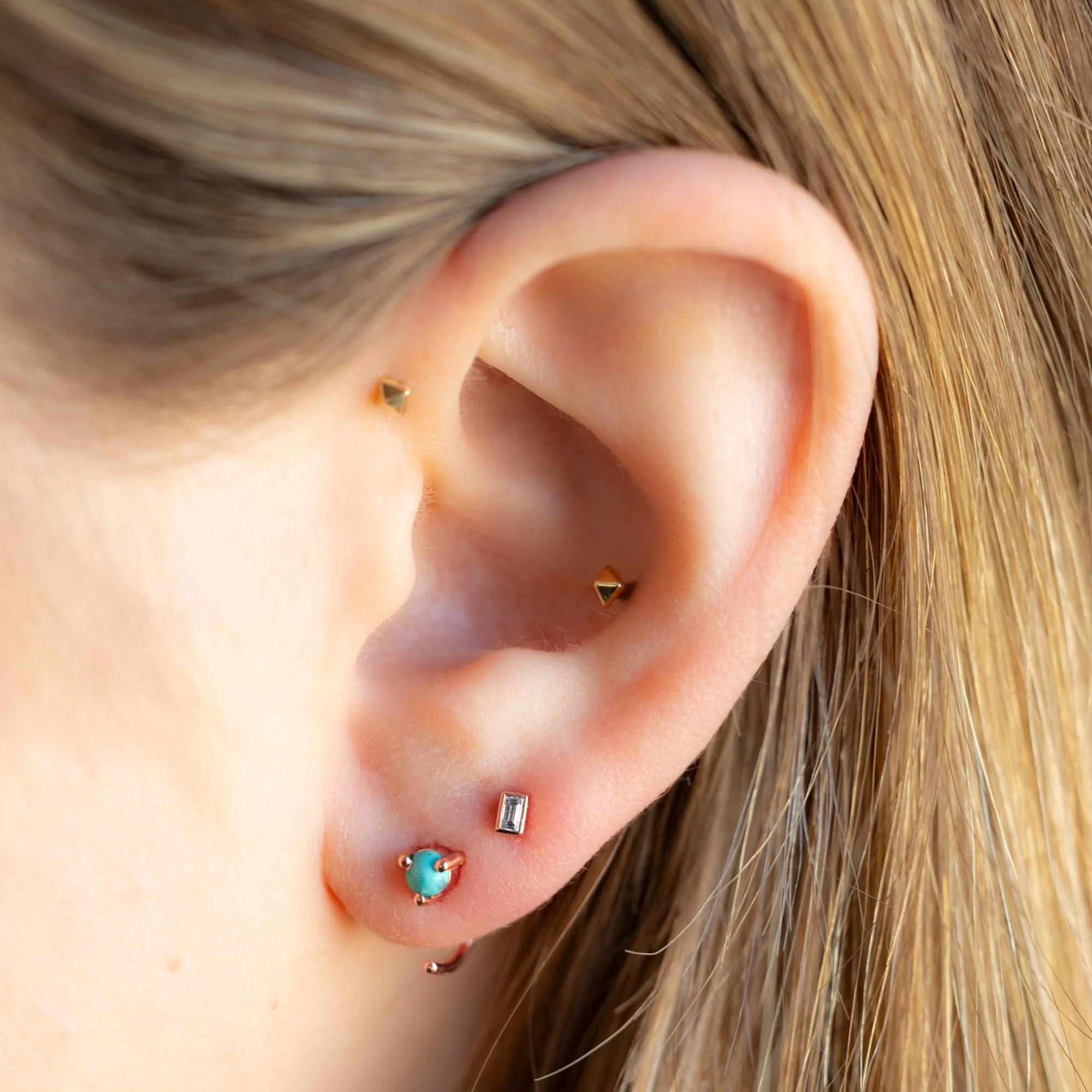 The Turquoise Huggie Earrings | Yellow, Rose or White Gold - Image 3