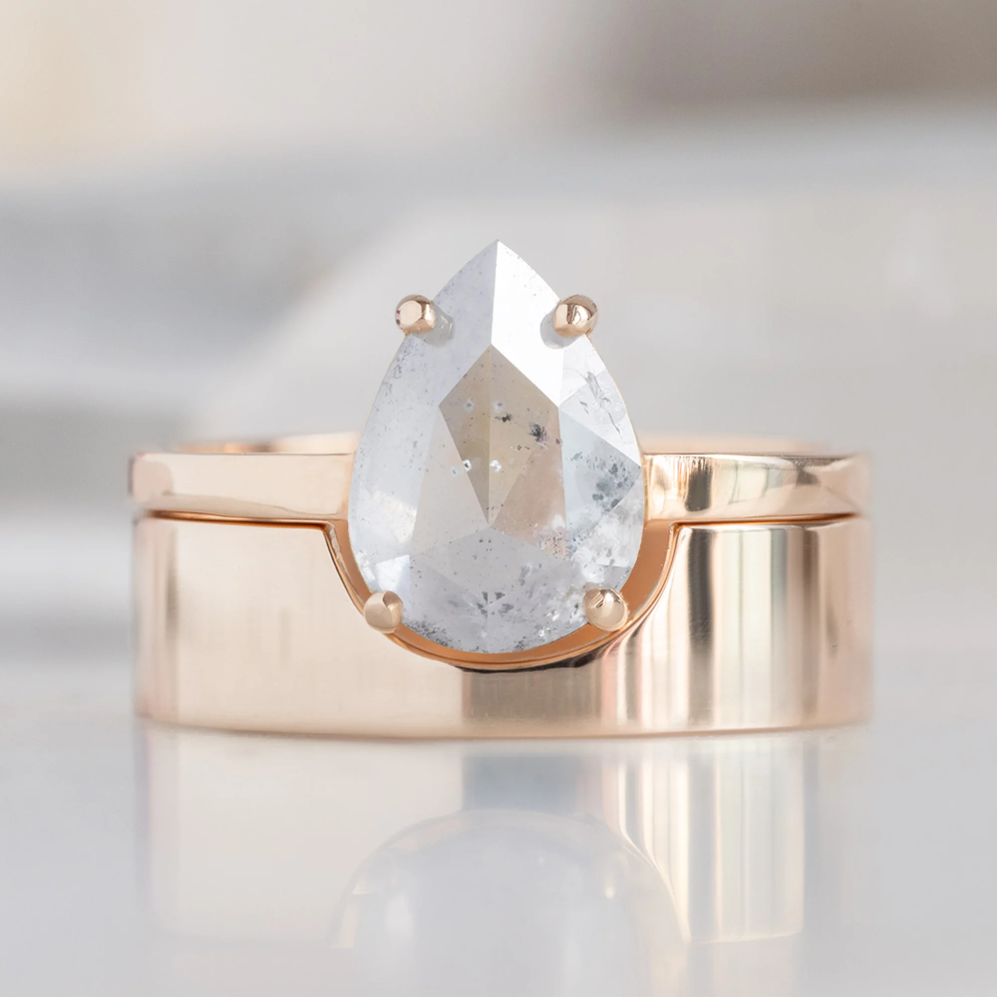 The Gold Arc Wedding Band | Yellow, Rose or White Gold - Image 3
