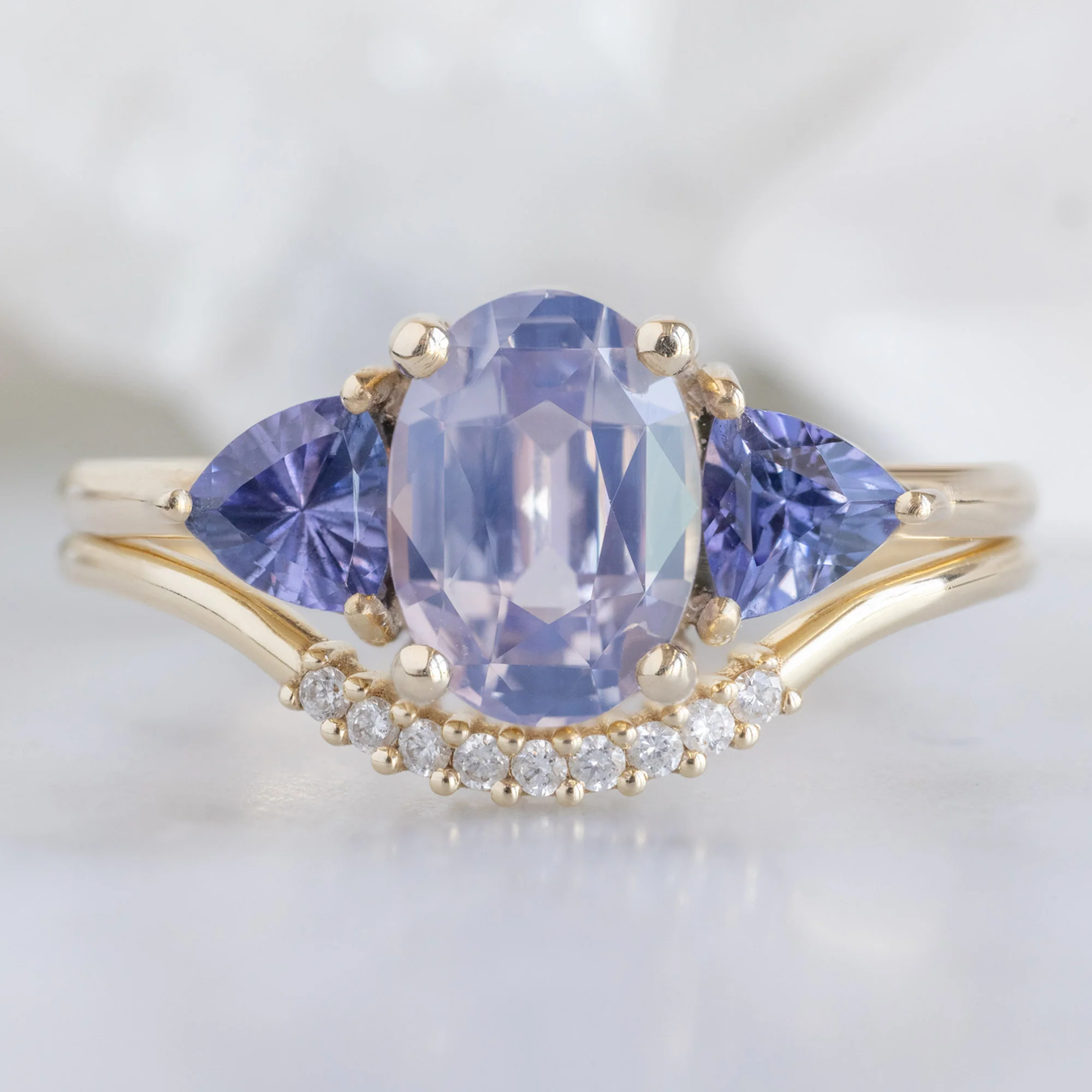 The Watercolor Jade Ring | 1.81ct Oval Lavender Sapphire in 14K Yellow Gold - Image 4