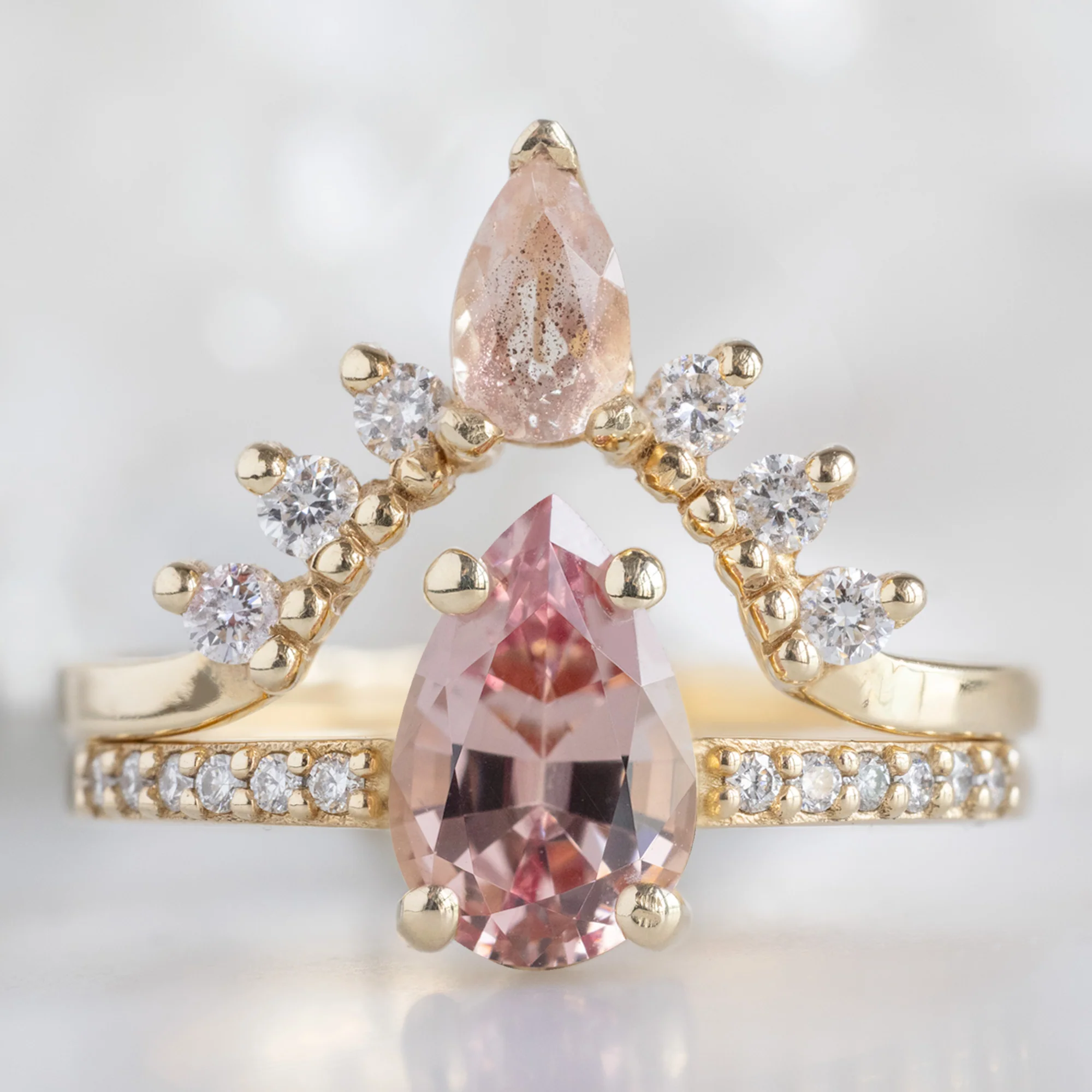 The Willow Ring | 1.00ct Pear Garnet in 14K Yellow Gold - Image 3