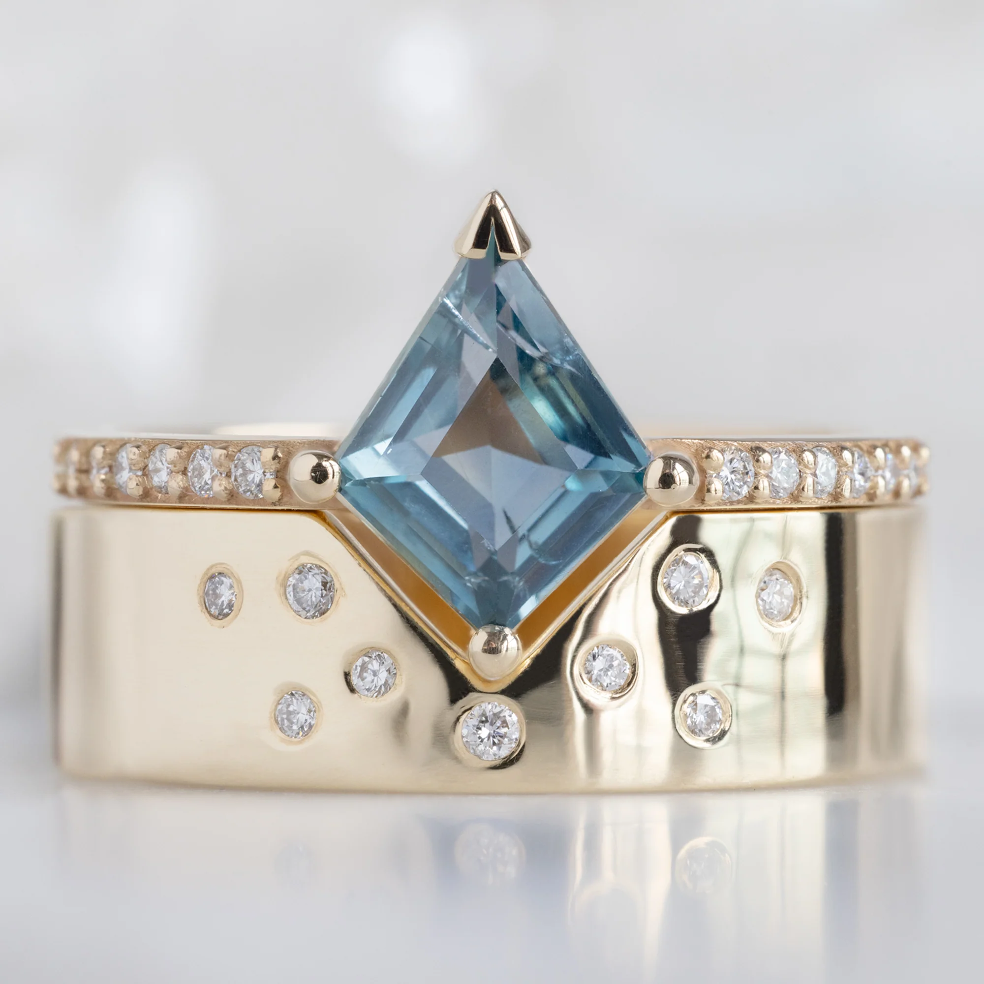 The Willow Ring | 1.14ct Kite Blue Sapphire in 14K Yellow Gold - Image 4