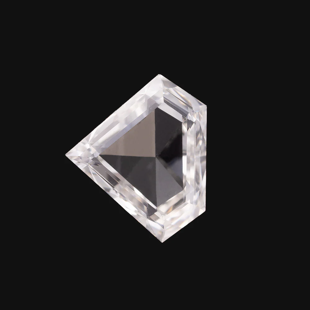 White Diamonds - Shields - Image 8