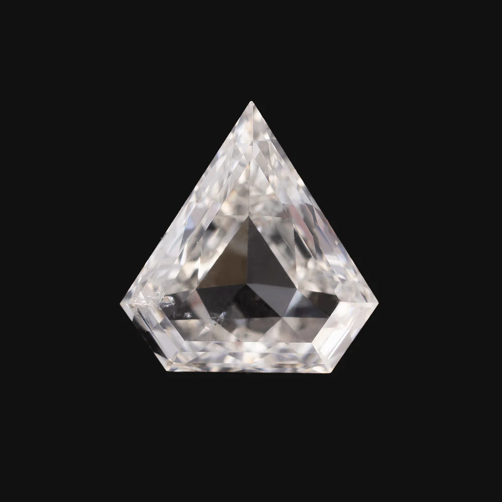 White Diamonds - Shields - Image 9
